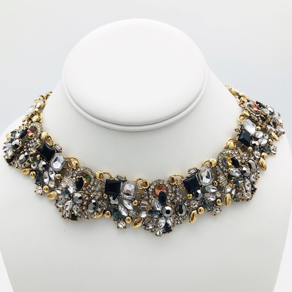 NWT Ava Statement Necklace Bib Jeweled Black Gold - Picture 2 of 8